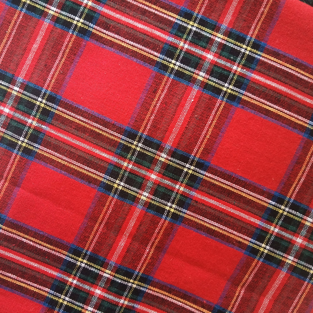 C0058 - p'ti tartan rouge